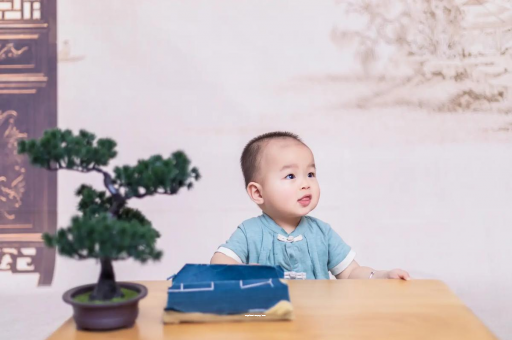 新疆二岁宝宝发型